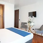 Maison d'hôtes & Premium - Centro - Stazione 3*
